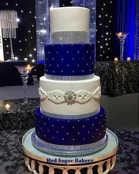Royal Blue Cakes That Are Stunning Royal Blue Wedding Cakes Wedding