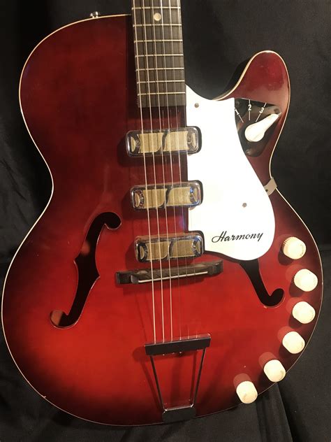 Vintage 1964 Harmony Rocket H59 Electric Guitar 3 Dearmond Gold Foils