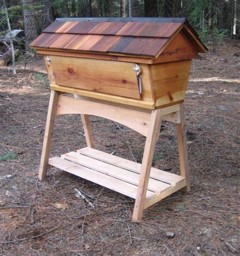 How to build a top bar beehive: 84 best images about Top Bar Bees on Pinterest