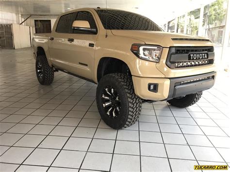 Take a look at hilux. Toyota Tundra Pick-up - en TuCarro