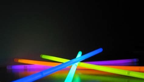 The History Of Glow Sticks Our Pastimes