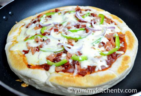 How To Make Pizza At Home Without Oven Yummy Kitchen