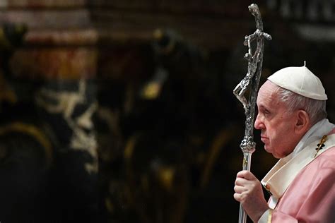 Papa Francisco Celebra Misa De Nochebuena En El Vaticano Xenafee