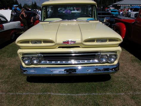 1960 Chevrolet Suburban Information And Photos Momentcar
