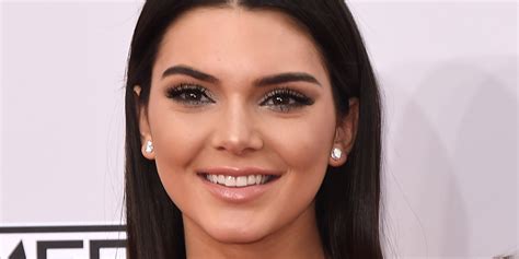 Kendall Jenner Poses Topless In Digitally Enhanced Love Magazine Photo