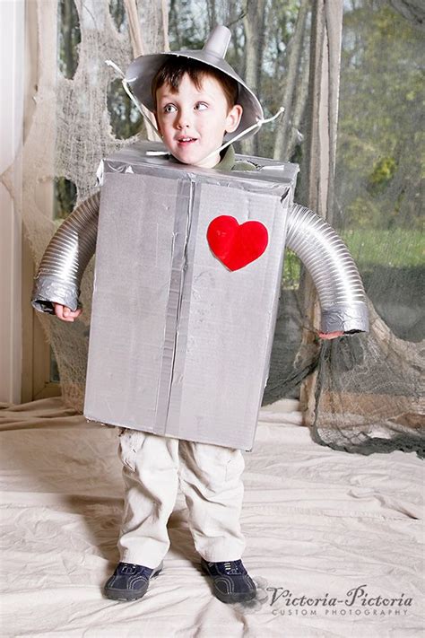 Coolest wizard of oz tin man diy halloween costume. Tin man costume for a great Tin Man costume by ...