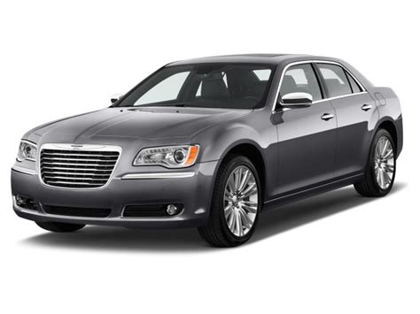 2012 Chrysler 300 Review Ratings Specs Prices And Photos The Car