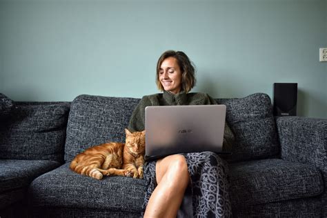 National pet industry exceeds over $100 billion in sales for first time in industry history. Pet sitter hosts: The ultimate guide for the best experience.
