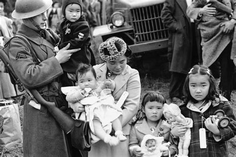photos remembering japanese internment camps after 75 years