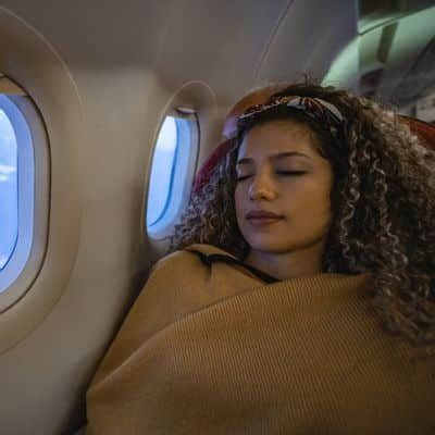 Ways To Avoid Insomnia And Jet Lag Symptoms Md Express Urgent Care