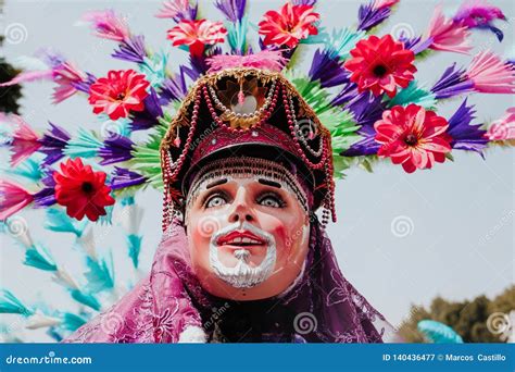 Huehues Mexico Mexican Carnival Scene Dancer Wearing A Traditional