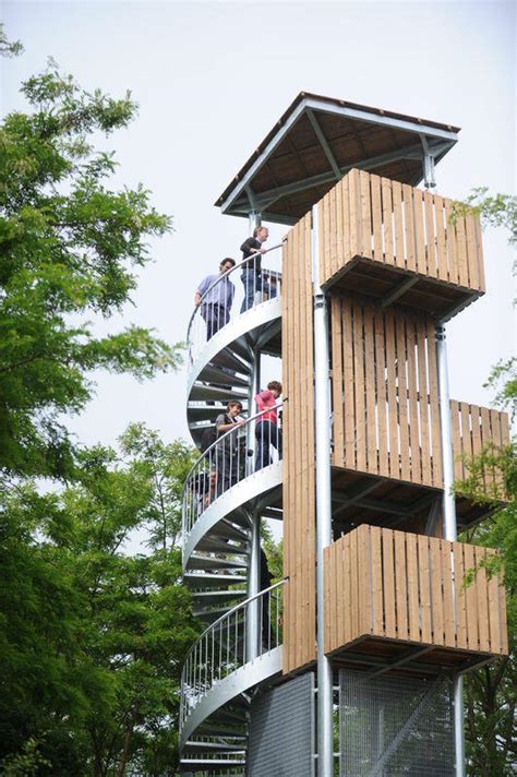 Blaarmeersen recreational area with sport facilities. Wandelen in de Blaarmeersen | Stad Gent