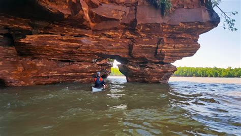 Kayaking The Apostle Islands And Their Famous Sea Caves