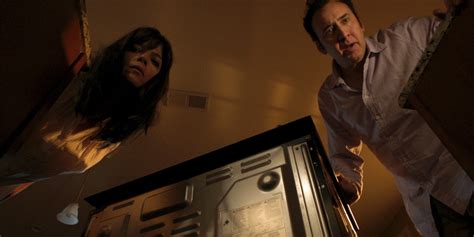 ‘mom And Dad Review Nicolas Cage Goes Nuts In Zombie Thriller Indiewire