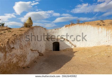 1658 Sand Dune Cave Images Stock Photos And Vectors Shutterstock