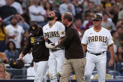 Padres Tatis Leaves After Injuring Shoulder Again Behiinfo