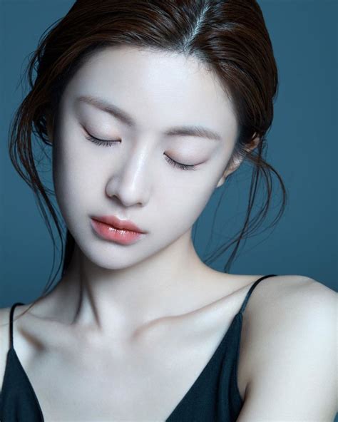 Potret Menawan Goo Yoon Jung Si Aktris Yang Sedang Naik Daun My Xxx