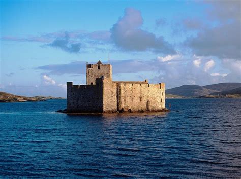 Kisimul Castle, Castlebay, Isle of Barra – Castles | VisitScotland