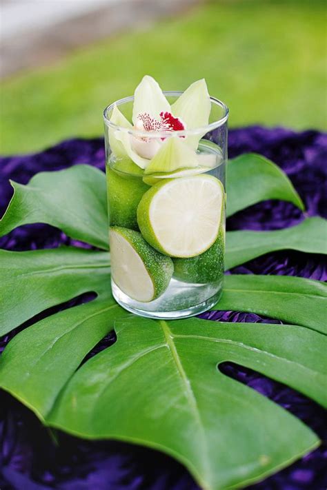 50 Green Tropical Leaves Wedding Ideas Page 8 Of 10 Hi Miss Puff