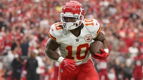 Isiah Pacheco Fantasy Outlook Why Chiefs Are Starting Rookie Rb Over