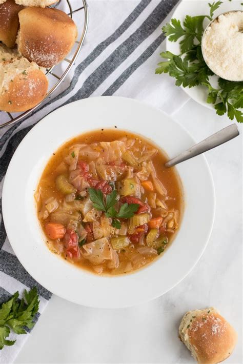 The original cabbage soup diet plan gained popularity in the 80's and 90's. Easy Vegetarian Cabbage Soup Recipe - Confessions of Parenting