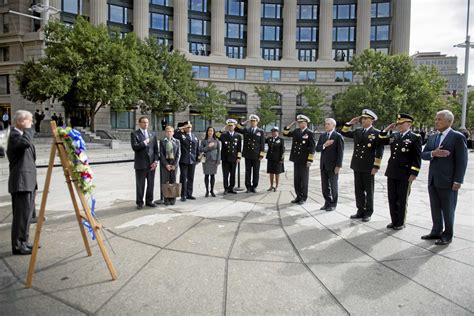 Navy Yard Shooting Victims Had Long Careers There