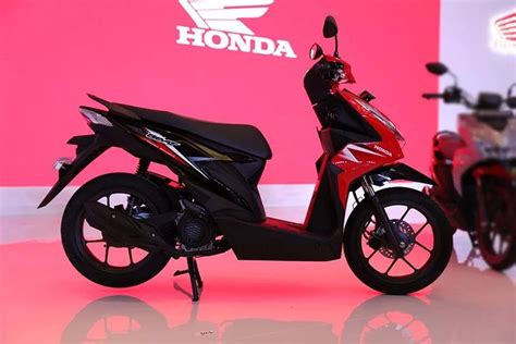 Spesifikasi Honda Beat Skutik Bodi Ramping Gesit Di Jalan Area Cewe