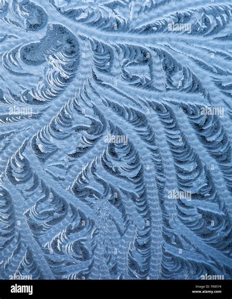Frost Pattern On The Glass Hi Res Stock Photography And Images Alamy