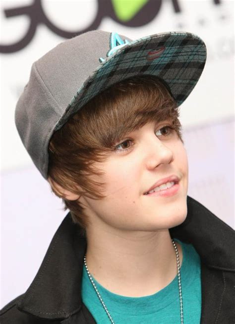 hot photo gallery most handsome singer justin bieber pictures gallery