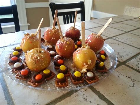 Candy Apples For Fall Candy Apples Caramel Apples Apple