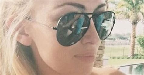 Paulina Gretzky Shares Sexy Bikini Selfie On Instagram