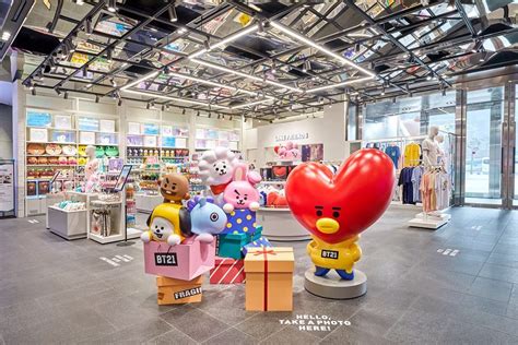 Sunway pyramid hotel features spacious guestrooms and an ideal location connected to. LINE Friends Pop-Up Store Is Here At Sunway Pyramid In ...