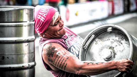 Etter en lang periode med rehab etter ryggskade fra fjorårets norges sterkeste mann (nsm), rakk jeg akkurat å komme i form igjen til år og jeg er skikkelig stolt! Norges sterkeste mann 2015 Fefor Høifjellshotell - YouTube