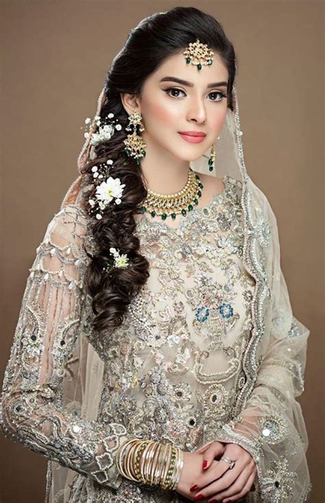 Pin By Discovery On Pakistani Bride Bridal Dresses Pakistan Bridal