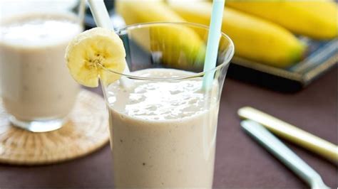 Maybe you would like to learn more about one of these? Resep Smoothie Pisang Lezat Untuk Tambah Berat Badan - Beauty Fimela.com