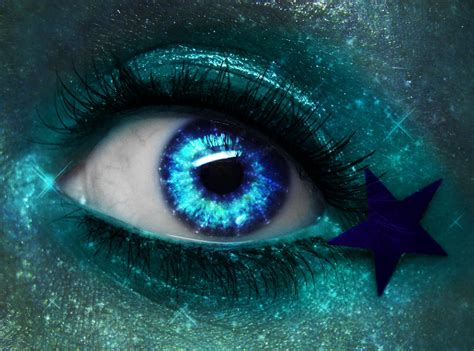 Starry Eye By Briennav On Deviantart