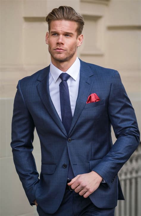 Best Suit Shirt And Tie Color Combinations For Men
