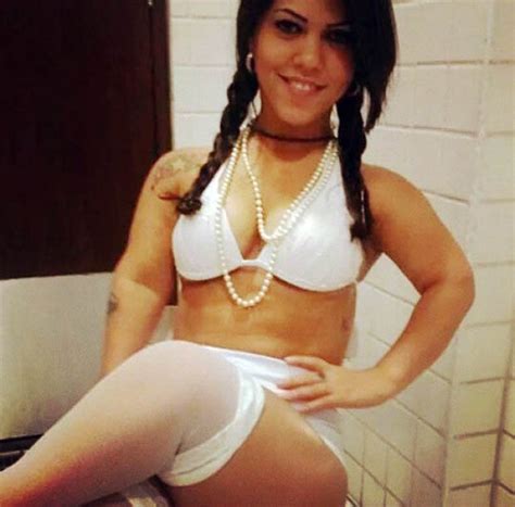 Karina Lemos Is Considered To Be The World S Sexiest Dwarf Daily Star