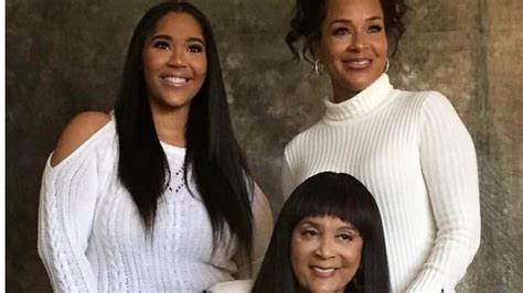 We Found Our Way Back To The Love Lisaraye Shares Moments From Her Mothers Homegoing Says