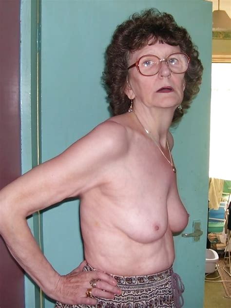 Old Slut Granny Jenny Showing Her Nice Tits Pics Xhamster
