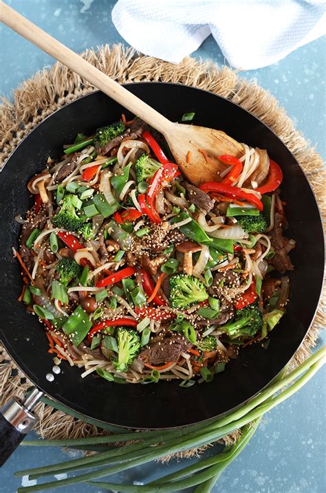 When i want to eat healthy, i whip up a stir fry. Easy Beef Stir Fry with Rice Noodles - The Suburban Soapbox