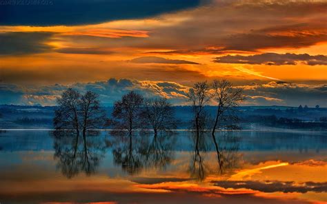 Skating on this picture perfect lake looks amazing. Amazing Sunset Desktop Background 569242 : Wallpapers13.com