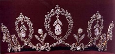 Tiara de Diamantes de Connaught, regalo de los Duques de Connaught ...