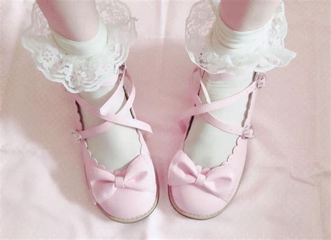 Shoe Chic ♥︎ In 2020 Kawaii Shoes Kawaii Clothes Cute Shoes