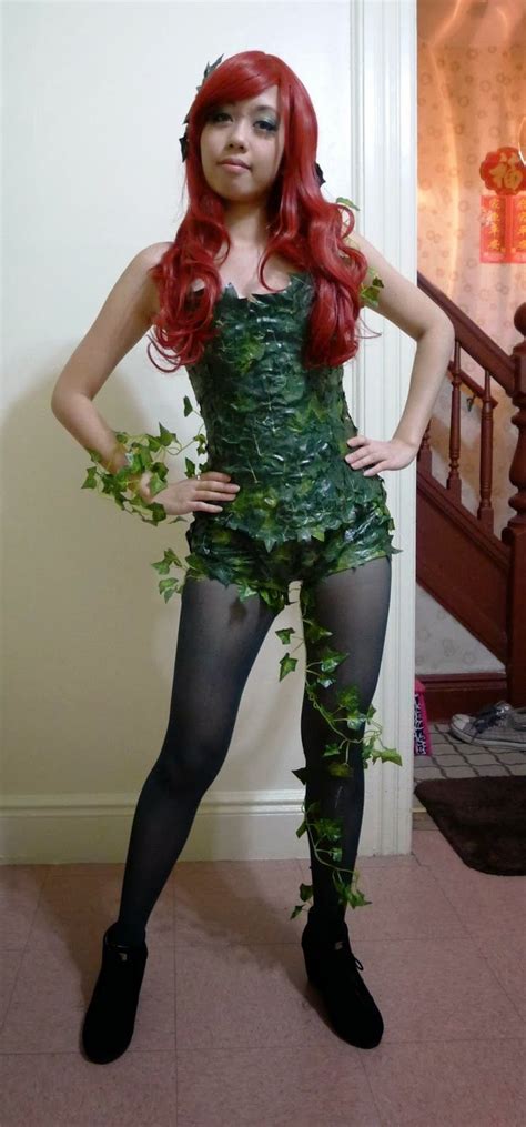 My Cute Bow Cosplayer Lifestyle Blogger Halloween Easy Poison Ivy