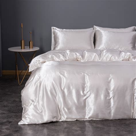 100 Pure Mulberry Silk Bedding Set Buy Product On Xuzhou Golden Eagle