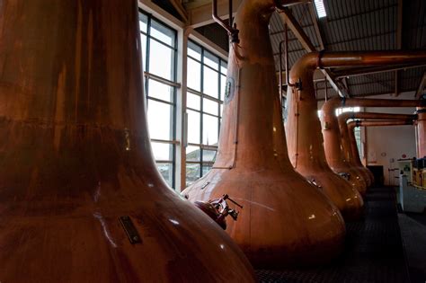 Discover The Best Whisky Regions And Distilleries In Scotland