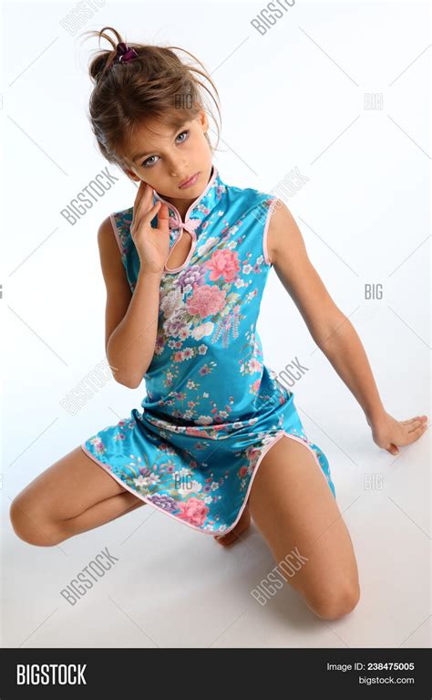 Beautiful Girl Asian Image And Photo Free Trial Bigstock