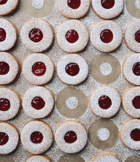 Raspberry Hazelnut Linzer Cookies By Theboywhobakes Quick Easy