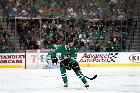 Miro heiskanen is a finnish professional ice hockey defenceman for the dallas stars of the national hockey league. Miro Heiskanen in Dallas: a Team Ready for the Rookie